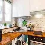 GuestReady - Cosy stay near Bassin de la Villette